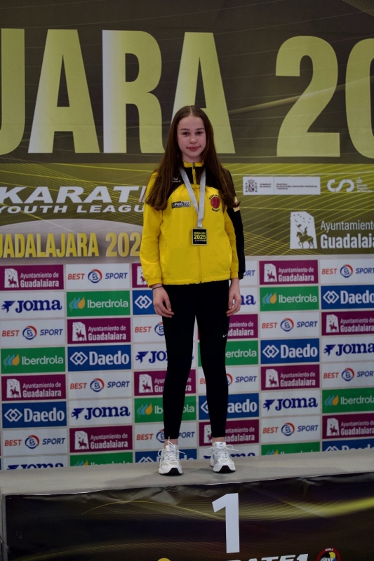 Norah van Keulen GOUD op K1 Youth League Guadalajara
